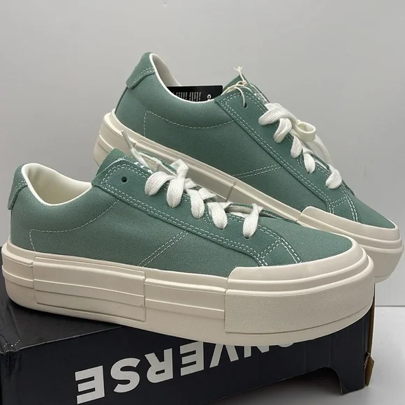 Converse Men’s CTAS CRUISE OXHERBY/EGRET/WHITE A09842C Platforms Sneakers